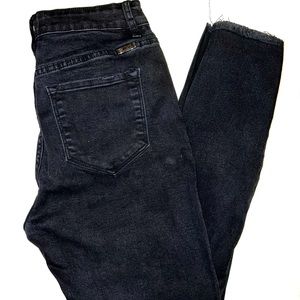 Black KanCan skinny jeans